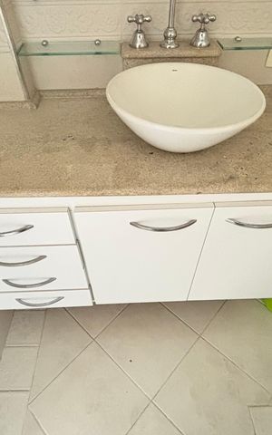 Apartamento à venda com 118m², 3 quartos e 1 vaga Apartamento à venda com 118m², 3 quartos e 1 vagaBanheiro