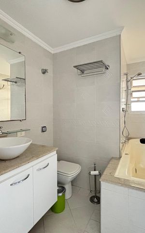 Apartamento à venda com 118m², 3 quartos e 1 vaga Apartamento à venda com 118m², 3 quartos e 1 vagaBanheiro