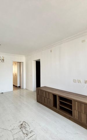 Apartamento à venda com 118m², 3 quartos e 1 vaga Apartamento à venda com 118m², 3 quartos e 1 vagaSala
