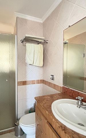 Apartamento à venda com 118m², 3 quartos e 1 vaga Apartamento à venda com 118m², 3 quartos e 1 vagaBanheiro 2