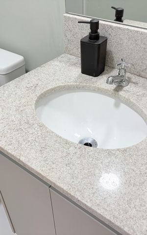 Apartamento à venda com 37m², 2 quartos e sem vagaBanheiro