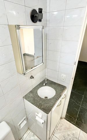 Apartamento para alugar com 49m², 2 quartos e 1 vaga Apartamento para alugar com 49m², 2 quartos e 1 vagaBanheiro