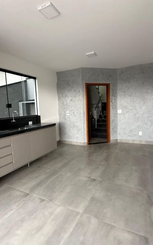 Casa de condomínio à venda com 250m², 3 quartos e 4 vagasChurrasqueira