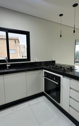 Casa de condomínio à venda com 250m², 3 quartos e 4 vagasCozinha
