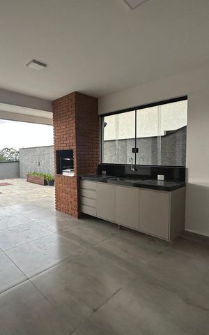Casa de condomínio à venda com 250m², 3 quartos e 4 vagasChurrasqueira