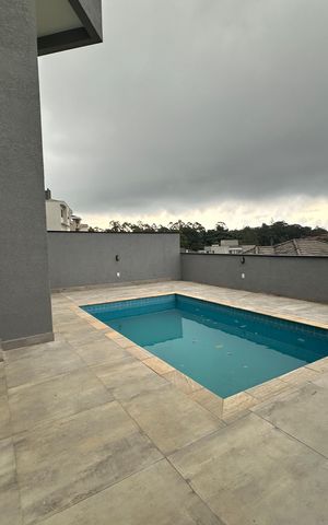Casa de condomínio à venda com 250m², 3 quartos e 4 vagasPiscina