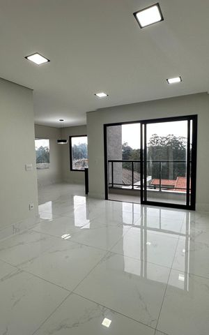 Casa de condomínio à venda com 250m², 3 quartos e 4 vagasSala