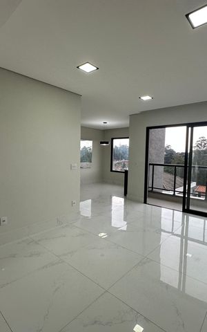 Casa de condomínio à venda com 250m², 3 quartos e 4 vagasSala