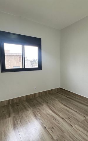 Casa de condomínio à venda com 250m², 3 quartos e 4 vagasSuíte 2
