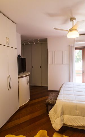 Casa de condomínio para alugar com 700m², 4 quartos e 7 vagas Casa de condomínio para alugar com 700m², 4 quartos e 7 vagasSuíte 1