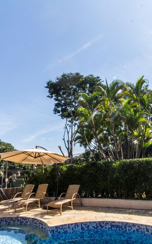 Casa de condomínio para alugar com 700m², 4 quartos e 7 vagas Casa de condomínio para alugar com 700m², 4 quartos e 7 vagasVista