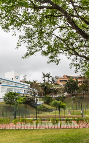 Casa de condomínio para alugar com 700m², 4 quartos e 7 vagas Casa de condomínio para alugar com 700m², 4 quartos e 7 vagasAcademia
