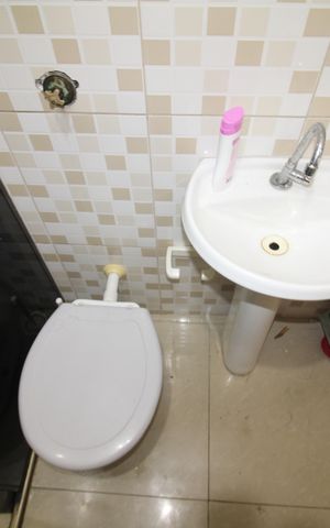 Casa à venda com 190m², 3 quartos e 2 vagasBanheiro de Serviço