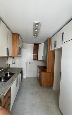 Apartamento à venda com 198m², 3 quartos e 3 vagas