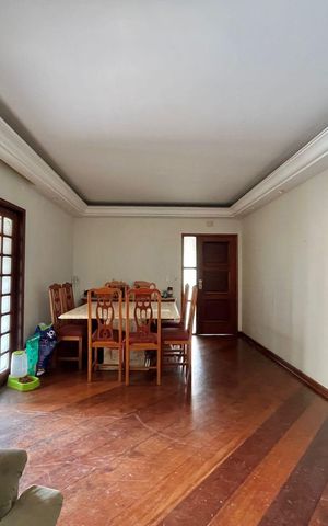 Casa de condomínio à venda com 185m², 4 quartos e 2 vagas Casa de condomínio à venda com 185m², 4 quartos e 2 vagasSala