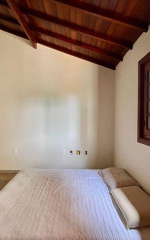Casa de condomínio à venda com 185m², 4 quartos e 2 vagas Casa de condomínio à venda com 185m², 4 quartos e 2 vagasSuíte 1