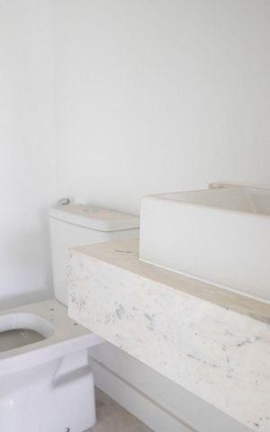 Apartamento à venda com 227m², 3 quartos e 4 vagas
