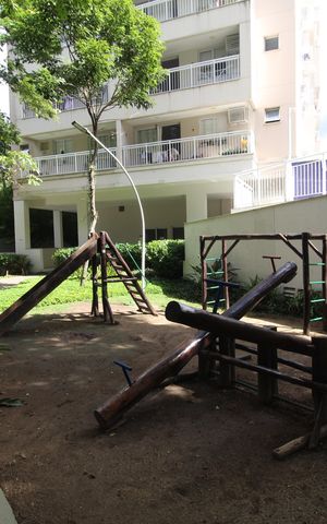 Apartamento para alugar com 169m², 3 quartos e 2 vagasÁrea comum - Playground