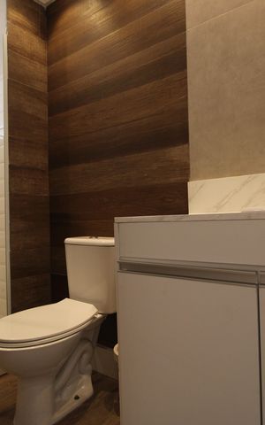 Apartamento para alugar com 169m², 3 quartos e 2 vagasTerraço - Banheiro