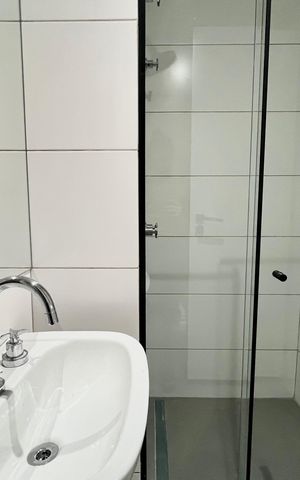 Apartamento à venda com 146m², 2 quartos e 2 vagas Apartamento à venda com 146m², 2 quartos e 2 vagasBanheiro social 2