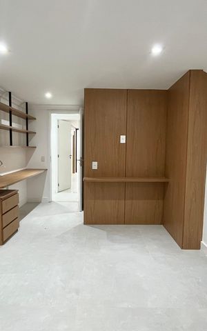 Apartamento à venda com 146m², 2 quartos e 2 vagas Apartamento à venda com 146m², 2 quartos e 2 vagasSuite 2