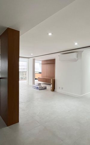 Apartamento à venda com 146m², 2 quartos e 2 vagas Apartamento à venda com 146m², 2 quartos e 2 vagasSala