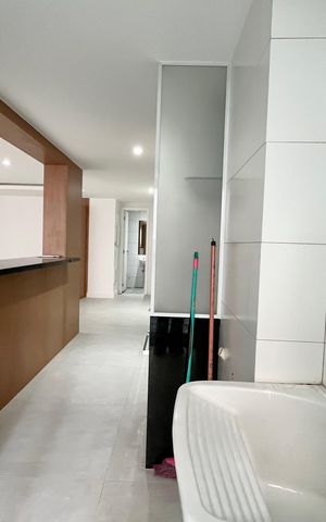 Apartamento à venda com 146m², 2 quartos e 2 vagas Apartamento à venda com 146m², 2 quartos e 2 vagasÁrea de Serviço
