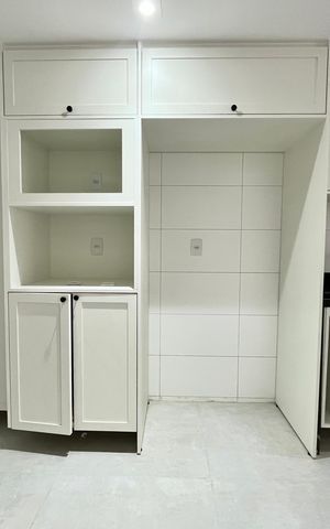 Apartamento à venda com 146m², 2 quartos e 2 vagas Apartamento à venda com 146m², 2 quartos e 2 vagasCozinha