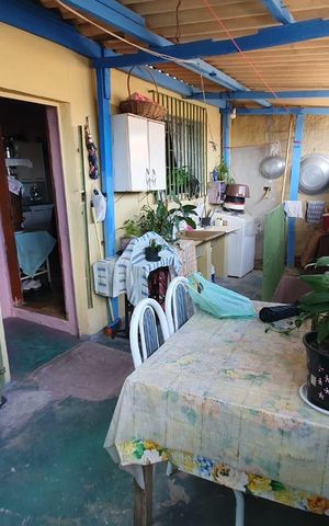 Casa de condomínio para alugar com 200m², 4 quartos e sem vaga Casa de condomínio para alugar com 200m², 4 quartos e sem vagaÁrea externa