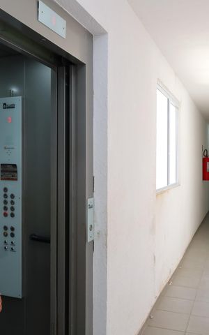 Apartamento para alugar com 43m², 2 quartos e sem vagaÁrea comum - Saguão do andar
