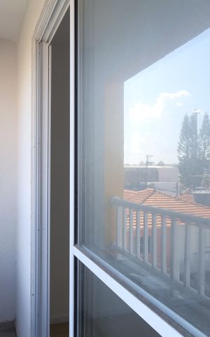 Apartamento à venda com 17m², 1 quarto e sem vagaSacada