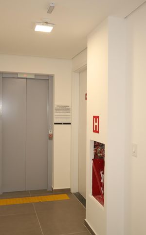 Apartamento à venda com 17m², 1 quarto e sem vagaÁrea comum - Saguão do andar