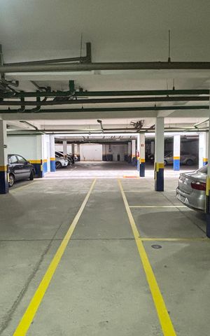 Apartamento à venda com 60m², 2 quartos e 1 vaga Apartamento à venda com 60m², 2 quartos e 1 vagaGaragem