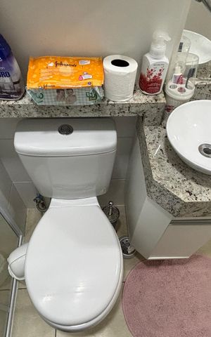 Apartamento à venda com 60m², 2 quartos e 1 vaga Apartamento à venda com 60m², 2 quartos e 1 vagaBanheiro da Suíte