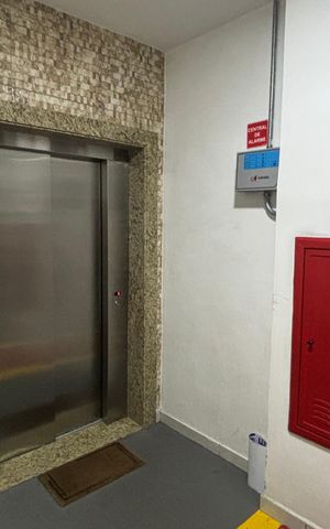 Apartamento à venda com 60m², 2 quartos e 1 vaga Apartamento à venda com 60m², 2 quartos e 1 vagaElevador