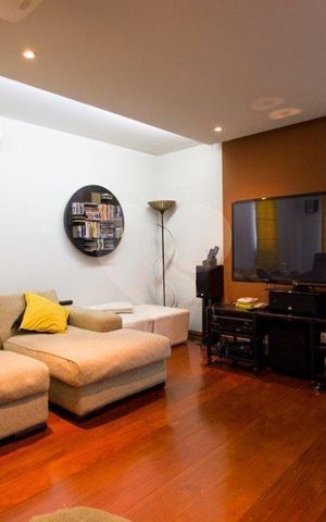 Casa de condomínio à venda com 380m², 6 quartos e 4 vagas