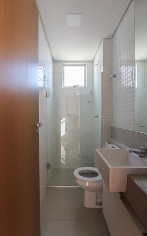 Apartamento à venda com 77m², 3 quartos e 2 vagas Apartamento à venda com 77m², 3 quartos e 2 vagasBanheiro Social