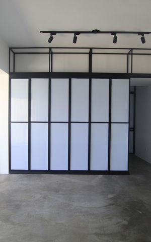 Apartamento à venda com 75m², 2 quartos e 2 vagasSala