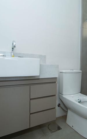 Apartamento à venda com 82m², 3 quartos e 2 vagas Apartamento à venda com 82m², 3 quartos e 2 vagasBANHEIRO2