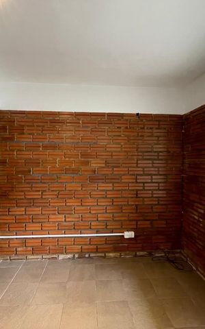 Casa à venda com 149m², 2 quartos e 4 vagas Casa à venda com 149m², 2 quartos e 4 vagasQuarto