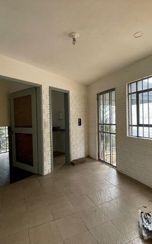 Casa à venda com 149m², 2 quartos e 4 vagas Casa à venda com 149m², 2 quartos e 4 vagasCorredor