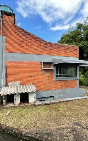 Casa à venda com 149m², 2 quartos e 4 vagas Casa à venda com 149m², 2 quartos e 4 vagasÁrea comum