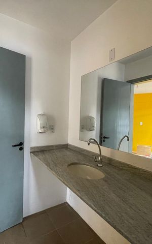 Casa à venda com 149m², 2 quartos e 4 vagas Casa à venda com 149m², 2 quartos e 4 vagasBanheiro social