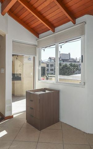 Apartamento à venda com 241m², 3 quartos e 2 vagasEscritório