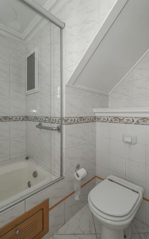 Apartamento à venda com 241m², 3 quartos e 2 vagasBanheiro da Suíte
