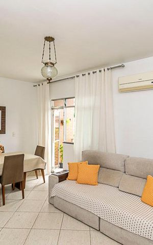 Apartamento à venda com 85m², 2 quartos e 1 vaga Apartamento à venda com 85m², 2 quartos e 1 vagaSala