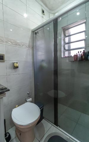 Apartamento à venda com 105m², 3 quartos e 1 vaga Apartamento à venda com 105m², 3 quartos e 1 vagaBanheiro da Suíte