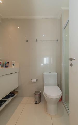 Apartamento à venda com 117m², 3 quartos e 2 vagas Apartamento à venda com 117m², 3 quartos e 2 vagasBanheiro da Suíte