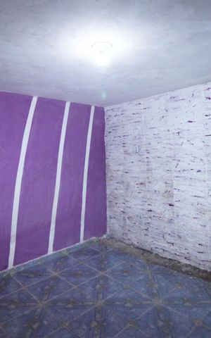 Casa à venda com 40m², 1 quarto e sem vagaSala
