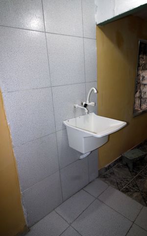 Casa à venda com 40m², 1 quarto e sem vagaÁrea de Serviço